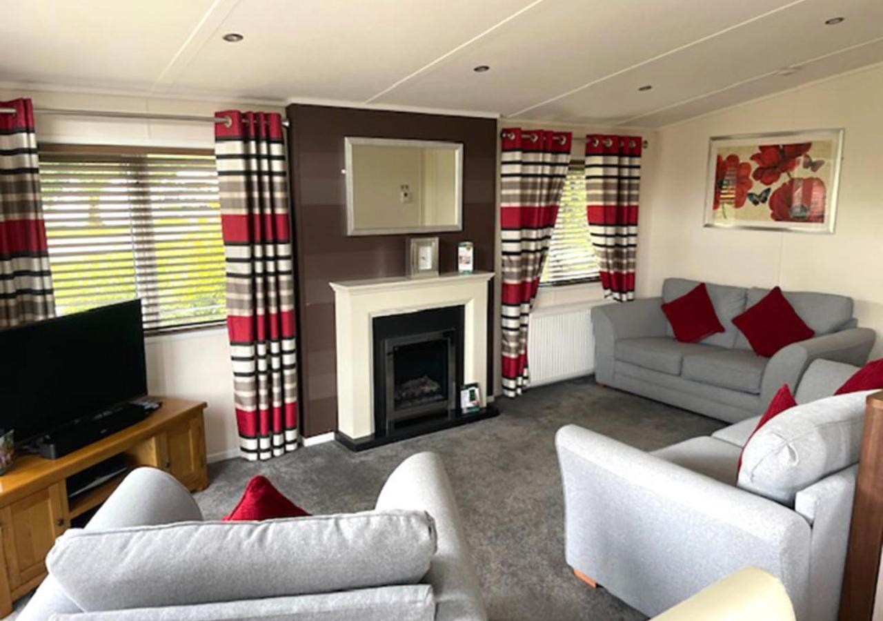 Lomond Woods Holiday Park Balloch Exterior foto